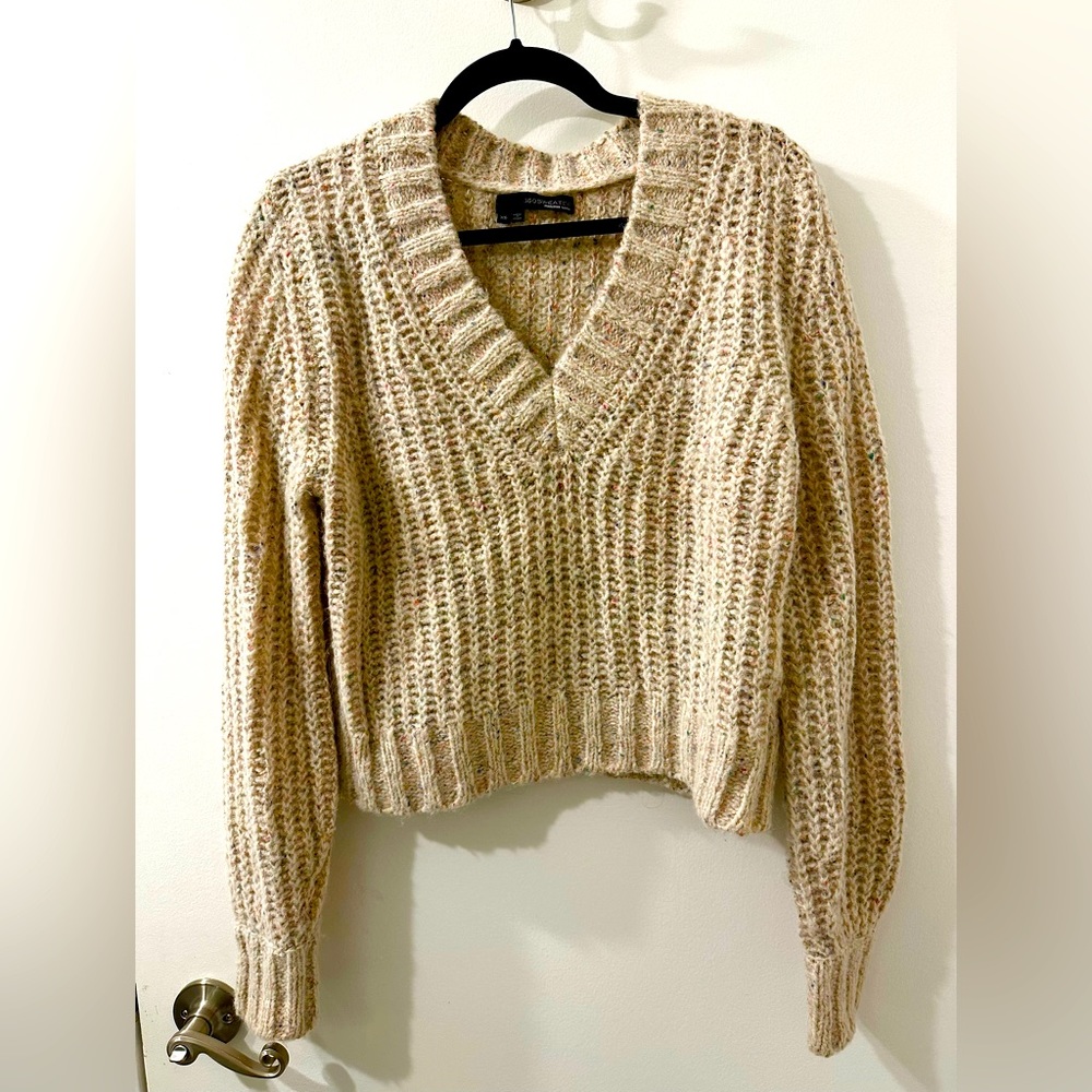 Cozy V neck knit sweater by 360 Seeater